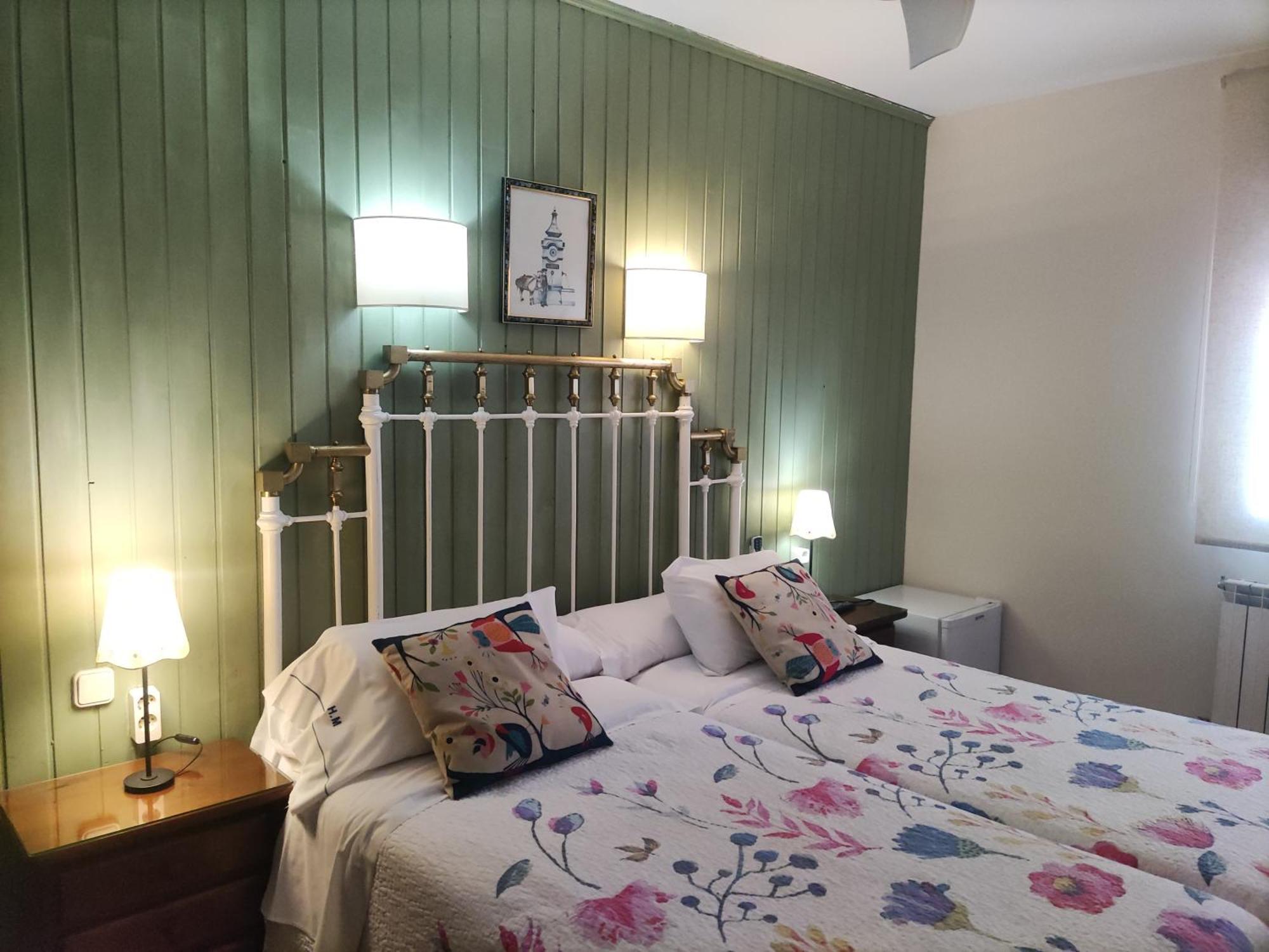 Hostal Martin - Sanabria Ribadelago 외부 사진