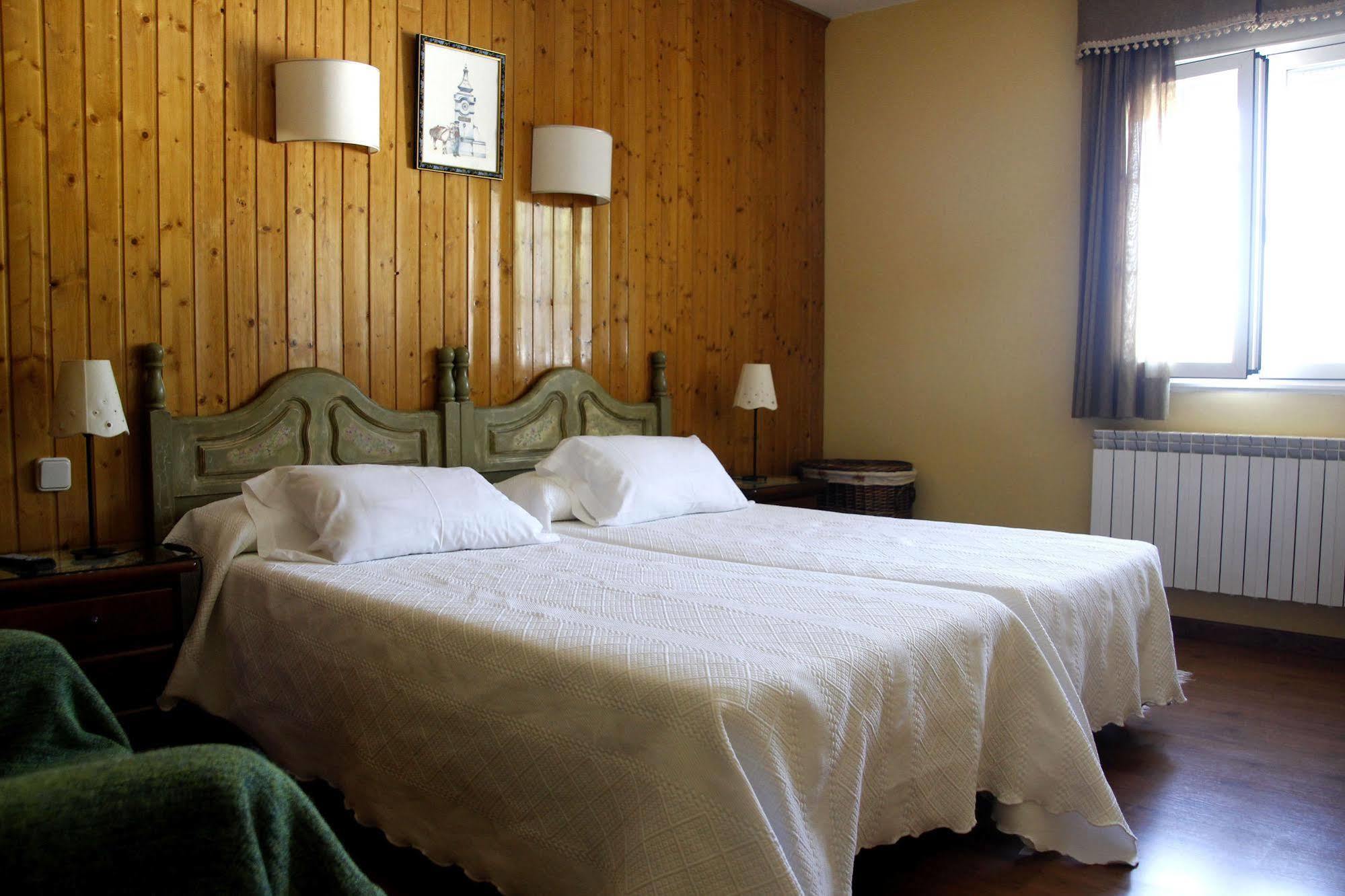 Hostal Martin - Sanabria Ribadelago 외부 사진